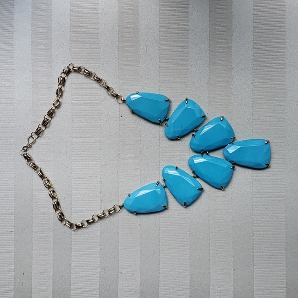 Kendra Scott Jewelry - Kendra Scott Harlow Statement Necklace in Turquoise Color with Gold